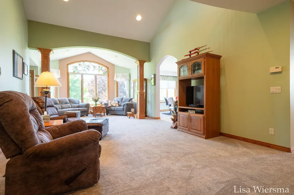 34 Regal Court Zeeland City MI 49464