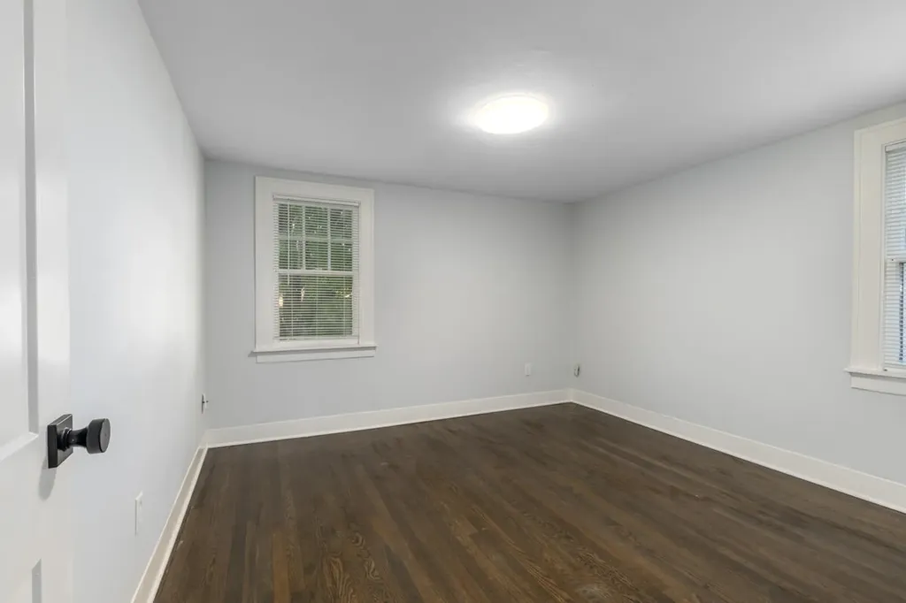 1816 Todd Avenue Lansing City MI 48910