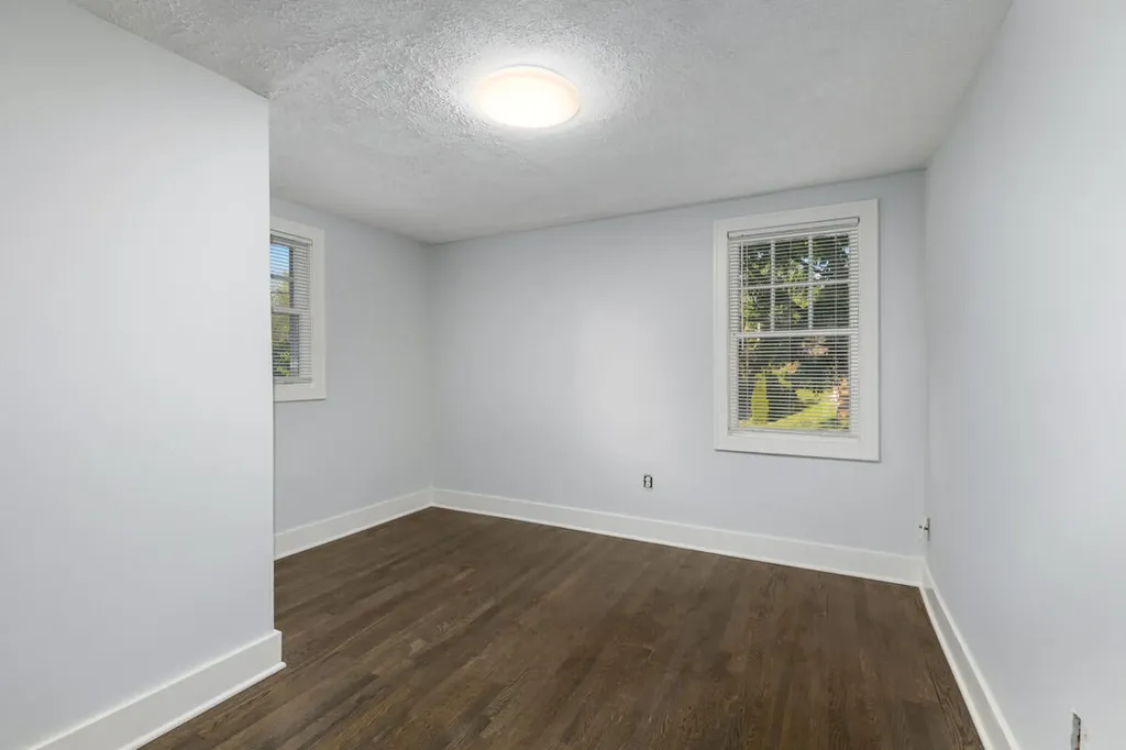 1816 Todd Avenue Lansing City MI 48910