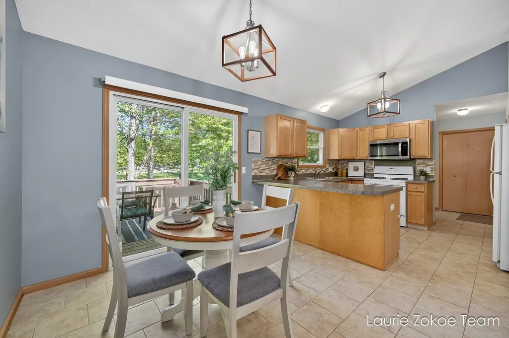 10880 Timberline Drive Allendale Charter Township MI 49401