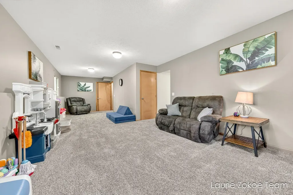 10880 Timberline Drive Allendale Charter Township MI 49401
