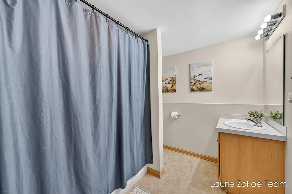 10880 Timberline Drive Allendale Charter Township MI 49401