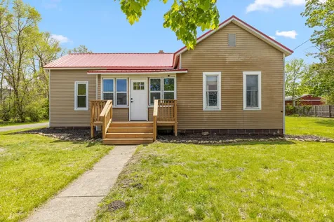 156 W Beech Street NE Cedar Springs City MI 49319