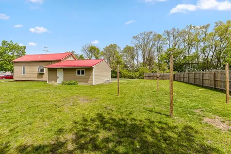 156 W Beech Street NE Cedar Springs City MI 49319