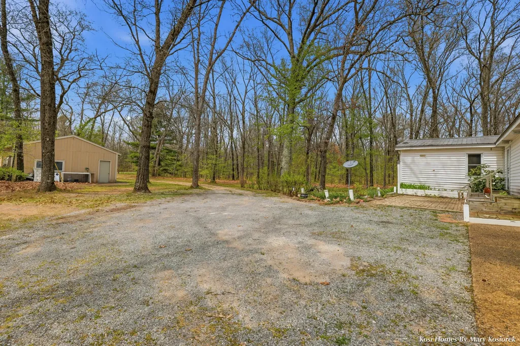 2437 E 100th Street Grant Township MI 49327