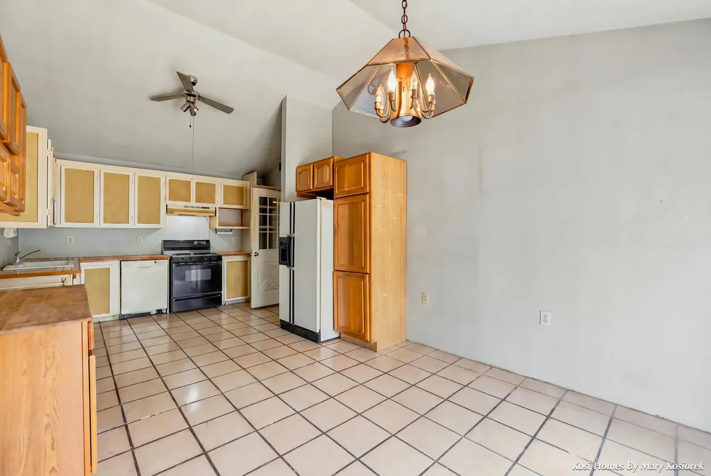 2437 E 100th Street Grant Township MI 49327
