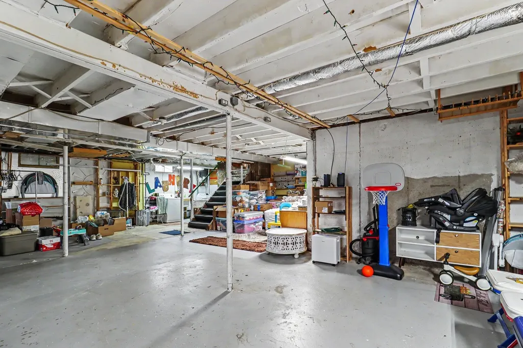 517 Ives Avenue Big Rapids City MI 49307