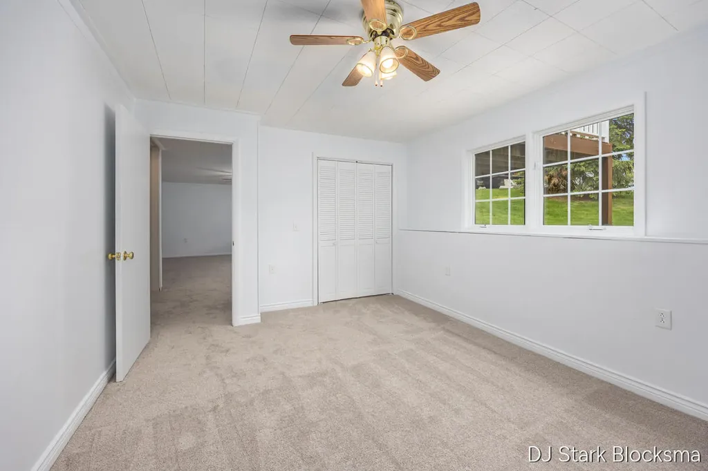 2038 Palmerton Court NE Grand Rapids City MI 49505