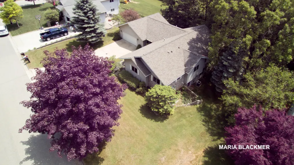 947 Southview Drive Ionia City MI 48846