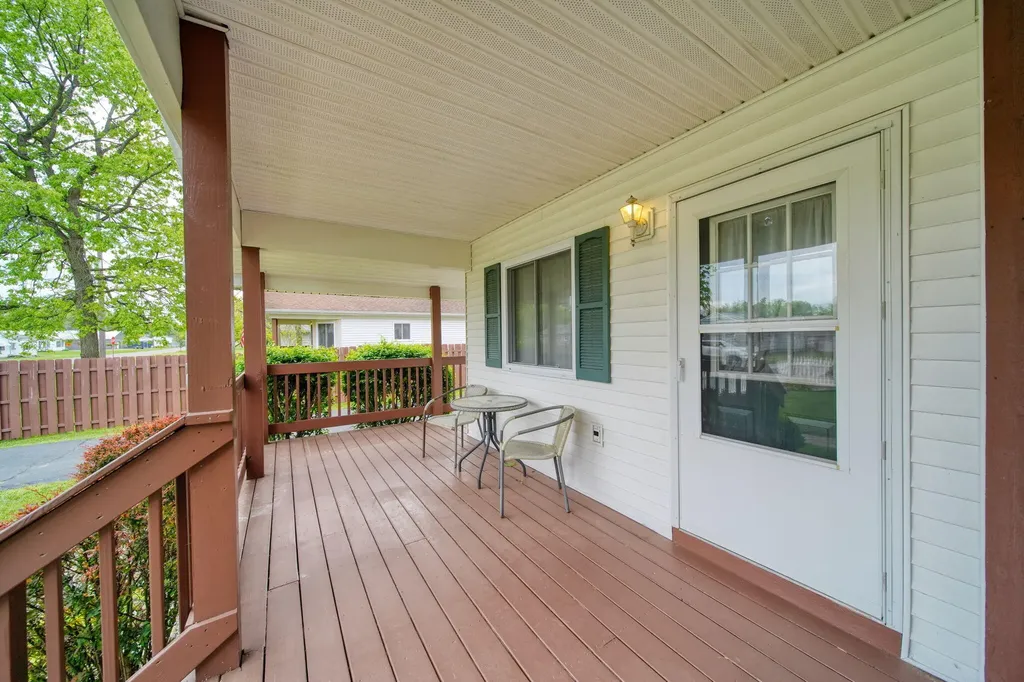 2105 Carlton Boulevard Summit Township MI 49203