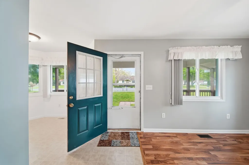2105 Carlton Boulevard Summit Township MI 49203