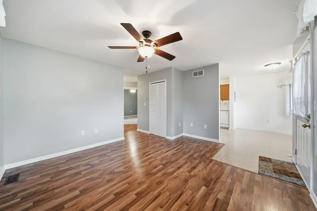 2105 Carlton Boulevard Summit Township MI 49203