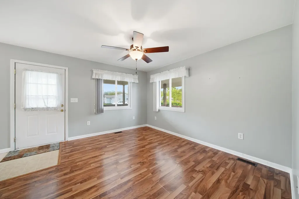 2105 Carlton Boulevard Summit Township MI 49203