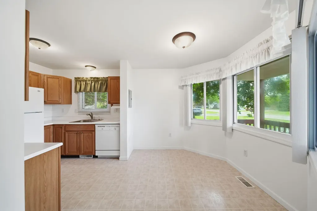 2105 Carlton Boulevard Summit Township MI 49203