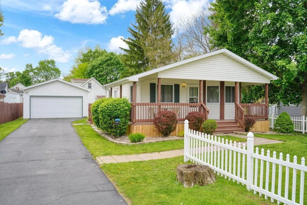 2105 Carlton Boulevard Summit Township MI 49203