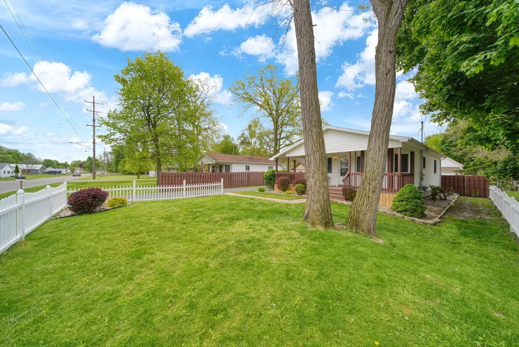 2105 Carlton Boulevard Summit Township MI 49203