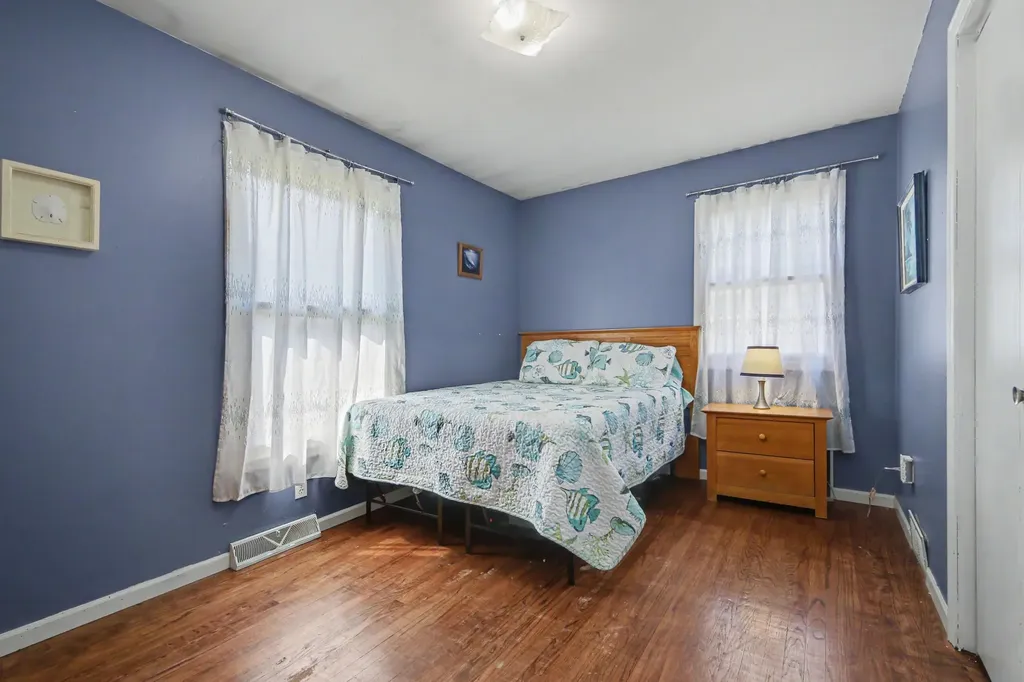 5248 Burgis Avenue SE Kentwood City MI 49508