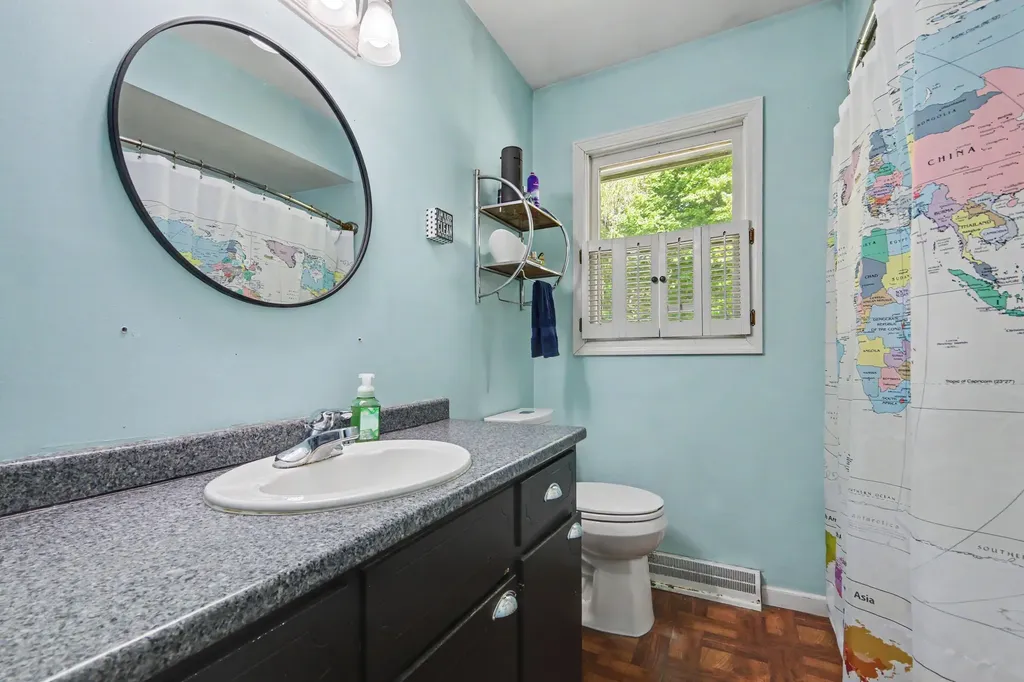 5248 Burgis Avenue SE Kentwood City MI 49508