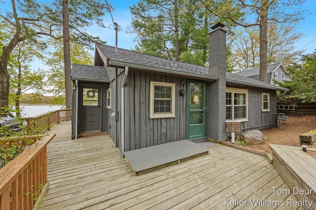 8175 S Island View Drive Croton Township MI 49337
