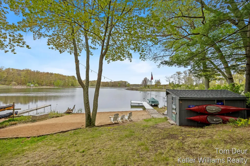 8175 S Island View Drive Croton Township MI 49337