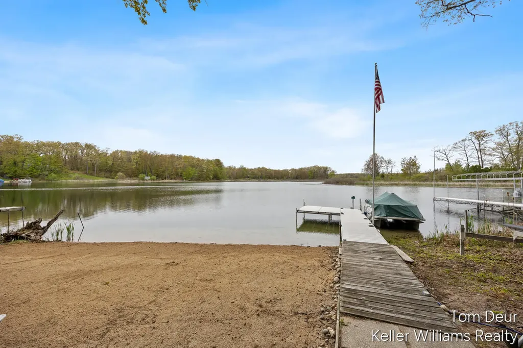 8175 S Island View Drive Croton Township MI 49337