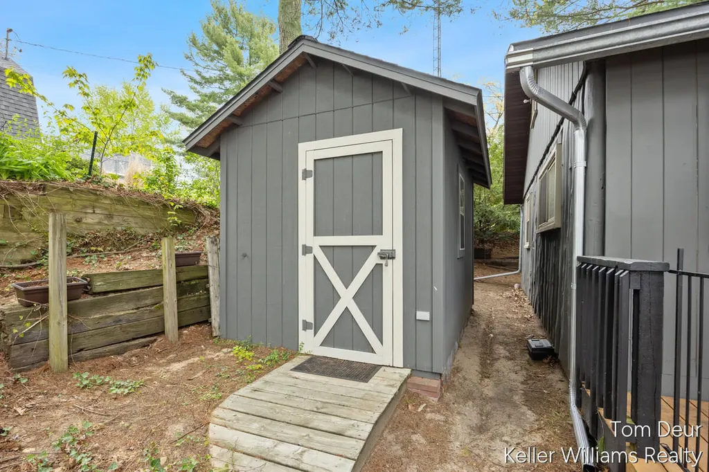 8175 S Island View Drive Croton Township MI 49337