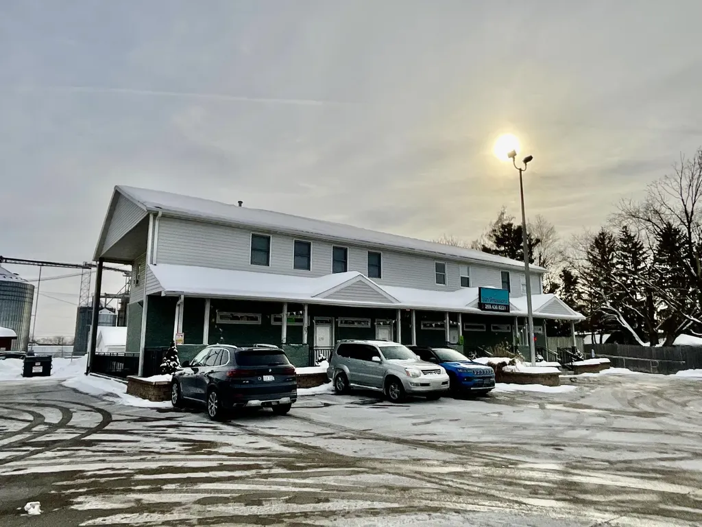 107 E Delaware Street Decatur Township MI 49045