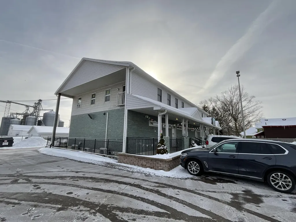 107 E Delaware Street Decatur Township MI 49045