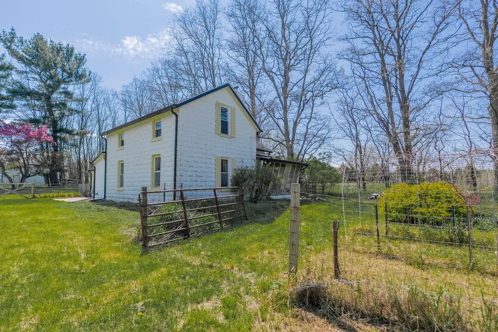 3461 E Bradshaw Road Custer Township MI 49405