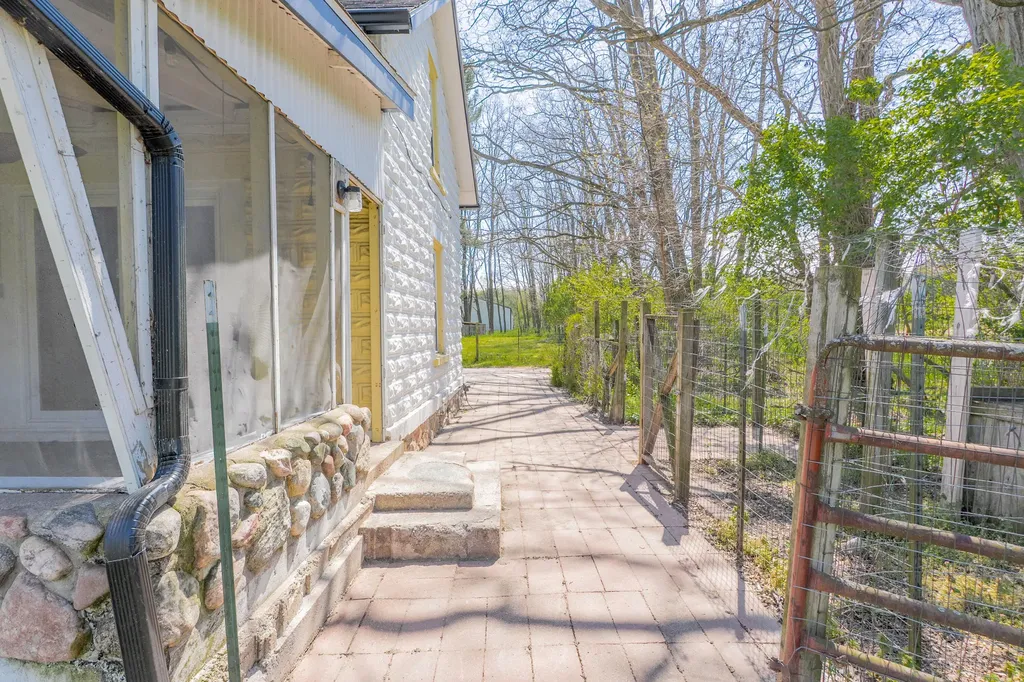 3461 E Bradshaw Road Custer Township MI 49405