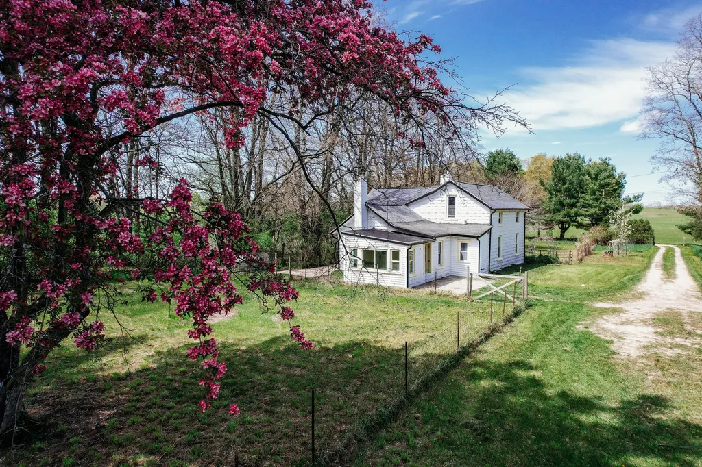 3461 E Bradshaw Road Custer Township MI 49405