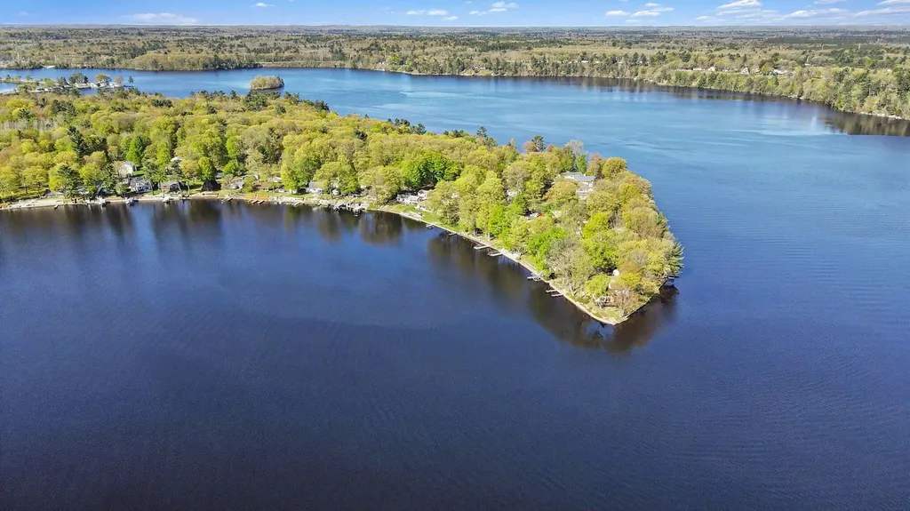 5550 Cozy Point Drive Croton Township MI 49337