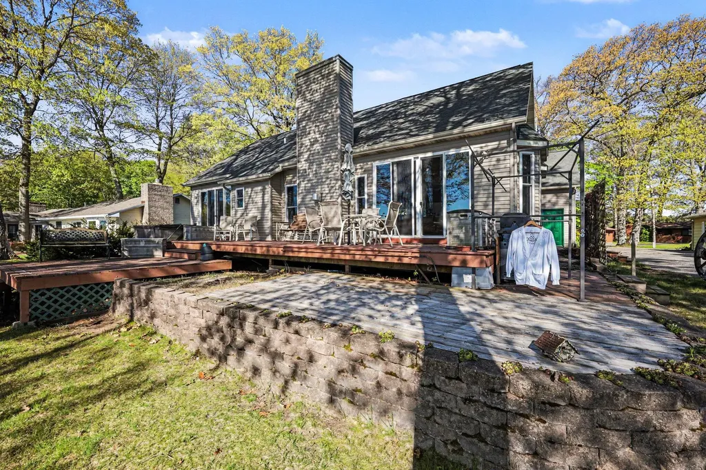 5550 Cozy Point Drive Croton Township MI 49337