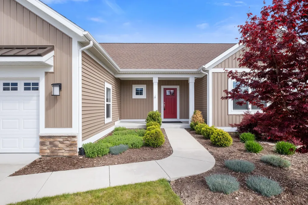 6456 Bentley Drive NE Plainfield Charter Township MI 49306