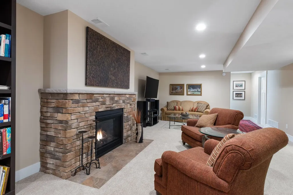 6456 Bentley Drive NE Plainfield Charter Township MI 49306