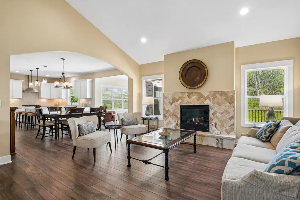 6456 Bentley Drive NE Plainfield Charter Township MI 49306