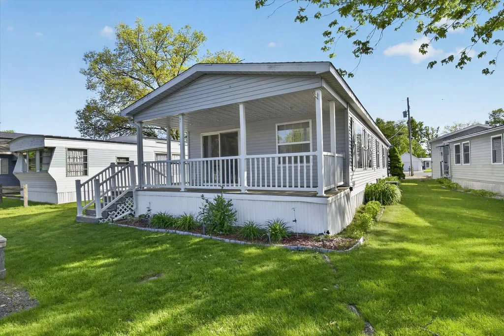563 Willow Drive Ovid Township MI 49036