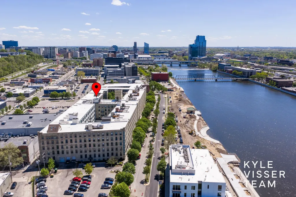 940 Monroe Avenue NW Grand Rapids City MI 49503