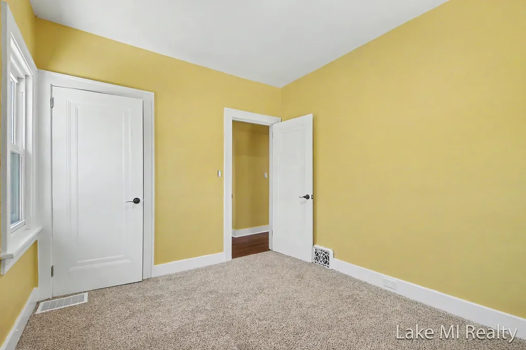 719 Leonard Street NE Grand Rapids City MI 49503