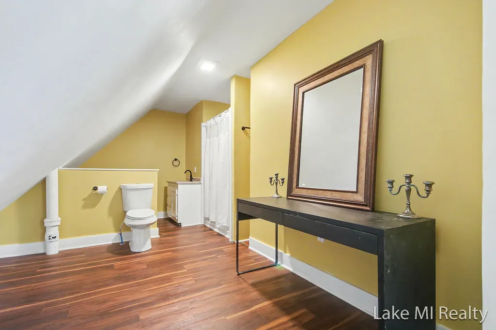719 Leonard Street NE Grand Rapids City MI 49503