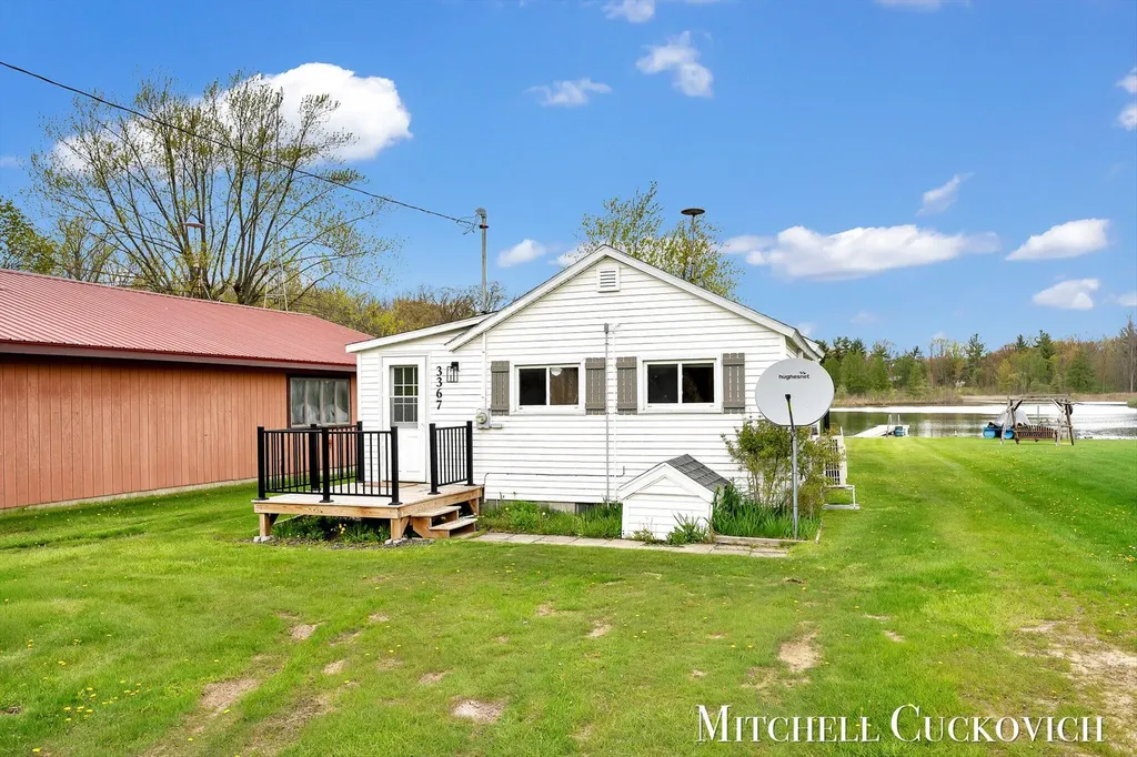 3367 Flint Drive Evergreen Township MI 48884