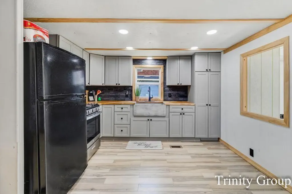 7615 S Croton Hardy Drive Croton Township MI 49337