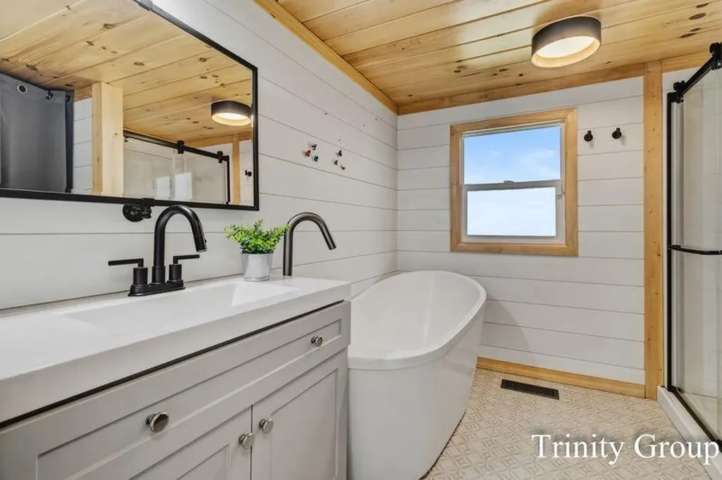 7615 S Croton Hardy Drive Croton Township MI 49337