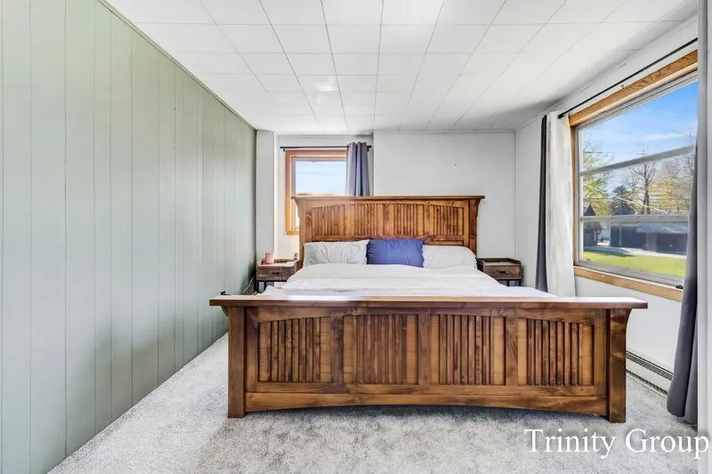 7615 S Croton Hardy Drive Croton Township MI 49337