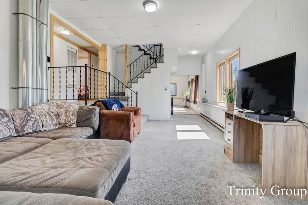 7615 S Croton Hardy Drive Croton Township MI 49337