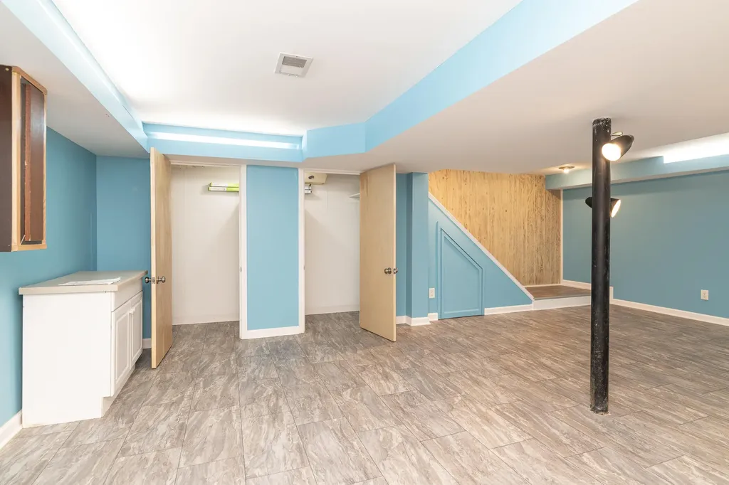 1734 Greenbriar Drive Portage City MI 49024