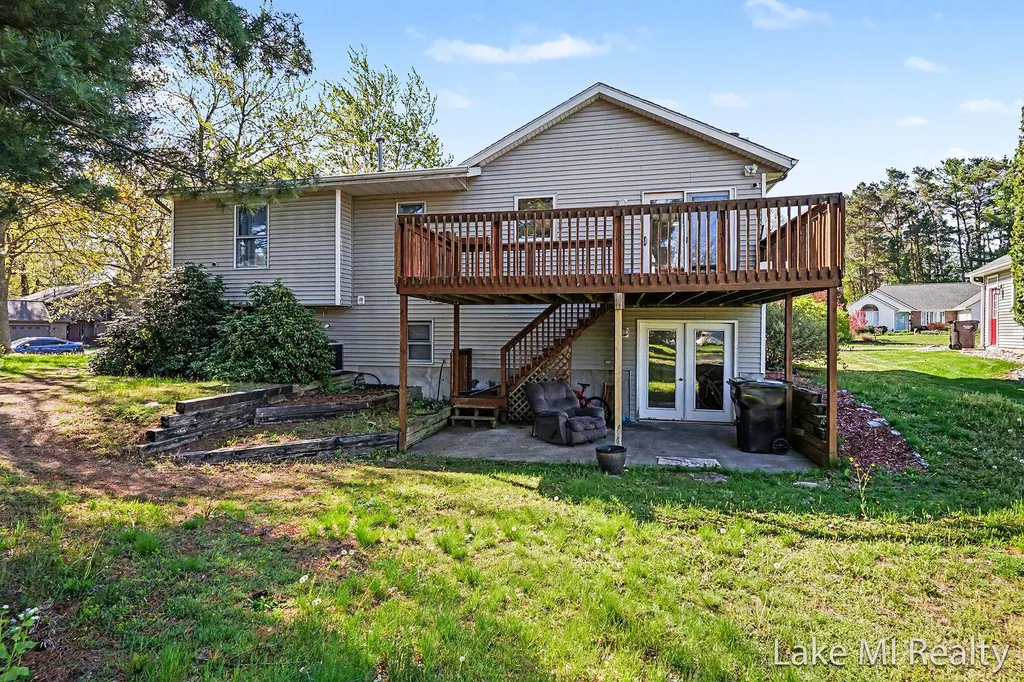 429 Pine Lake Court Holland Charter Township MI 49424