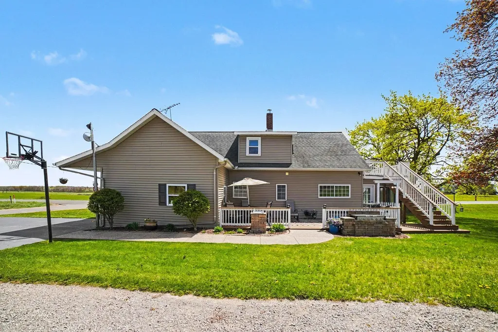 6987 E Beaverton Road Sheridan Township MI 48617