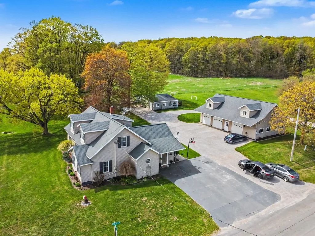 6987 E Beaverton Road Sheridan Township MI 48617