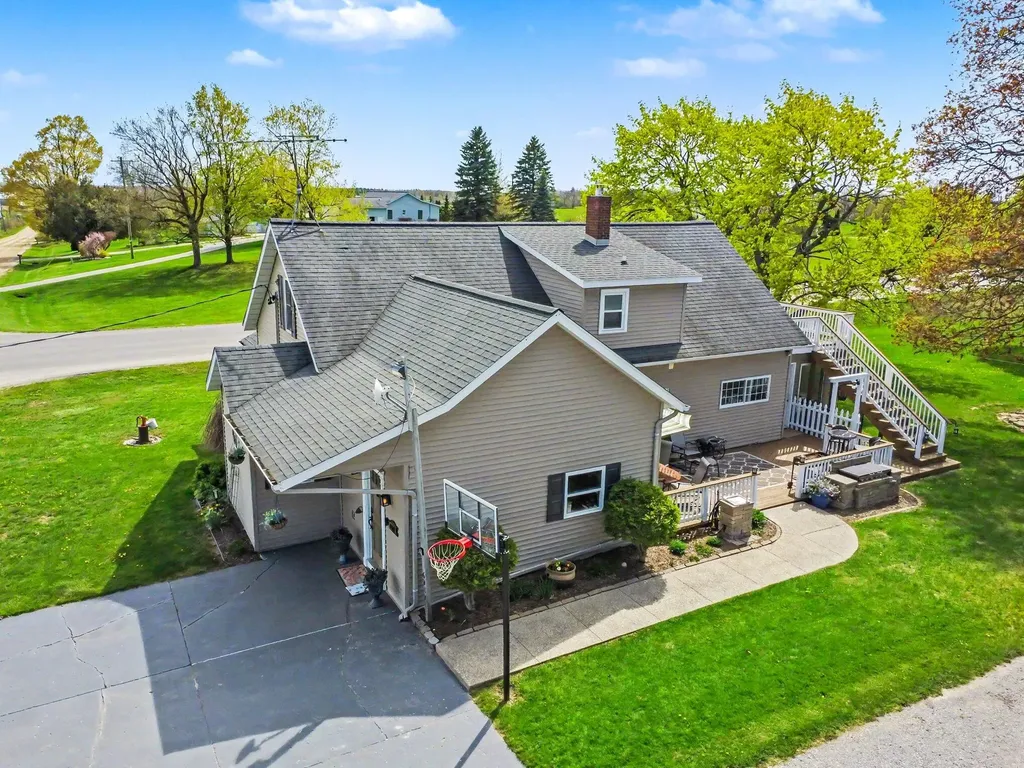 6987 E Beaverton Road Sheridan Township MI 48617